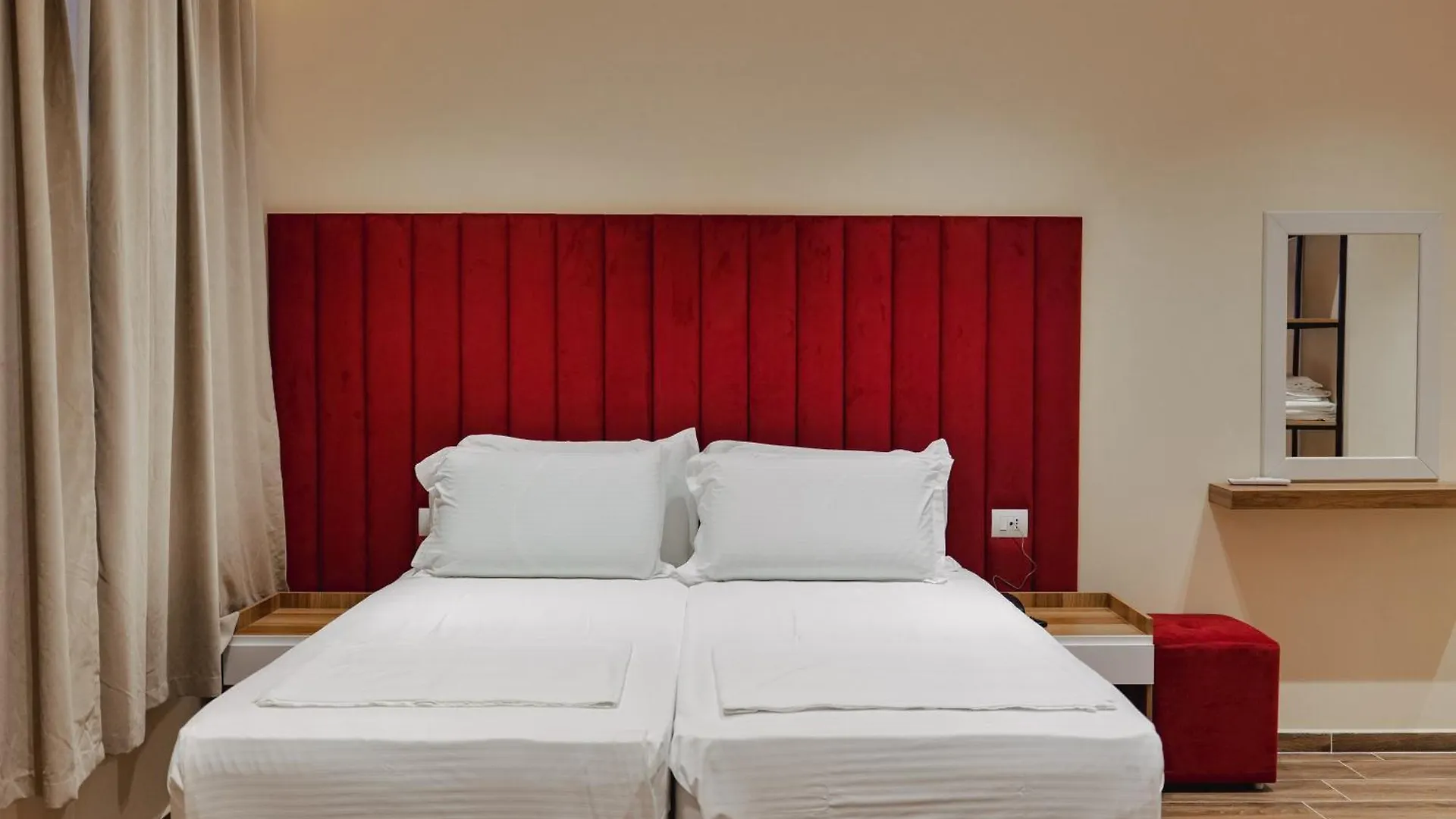 Armar Hotel Saranda