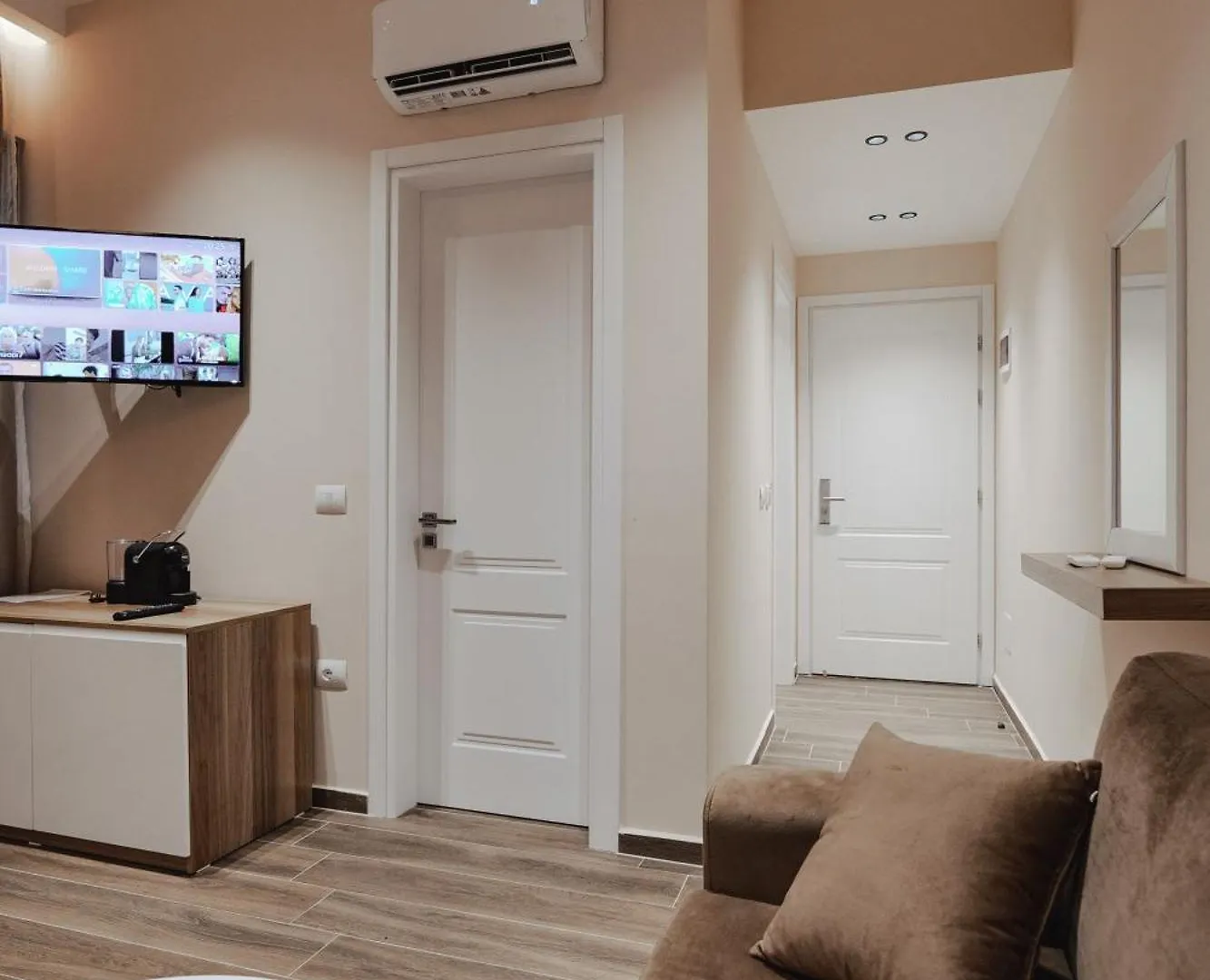 Armar Hotel Saranda